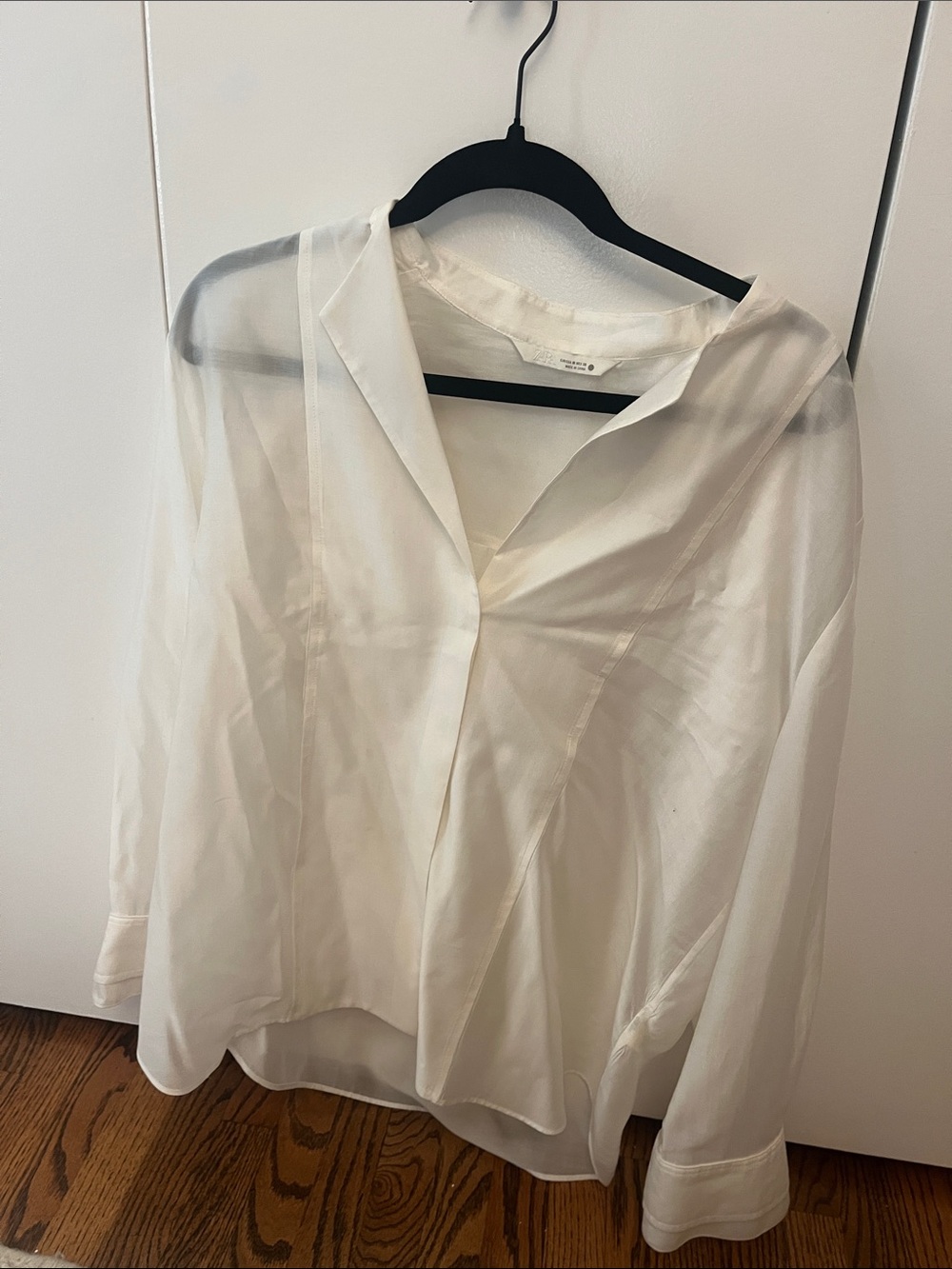 Zara White Sheer V-Neck Blouse